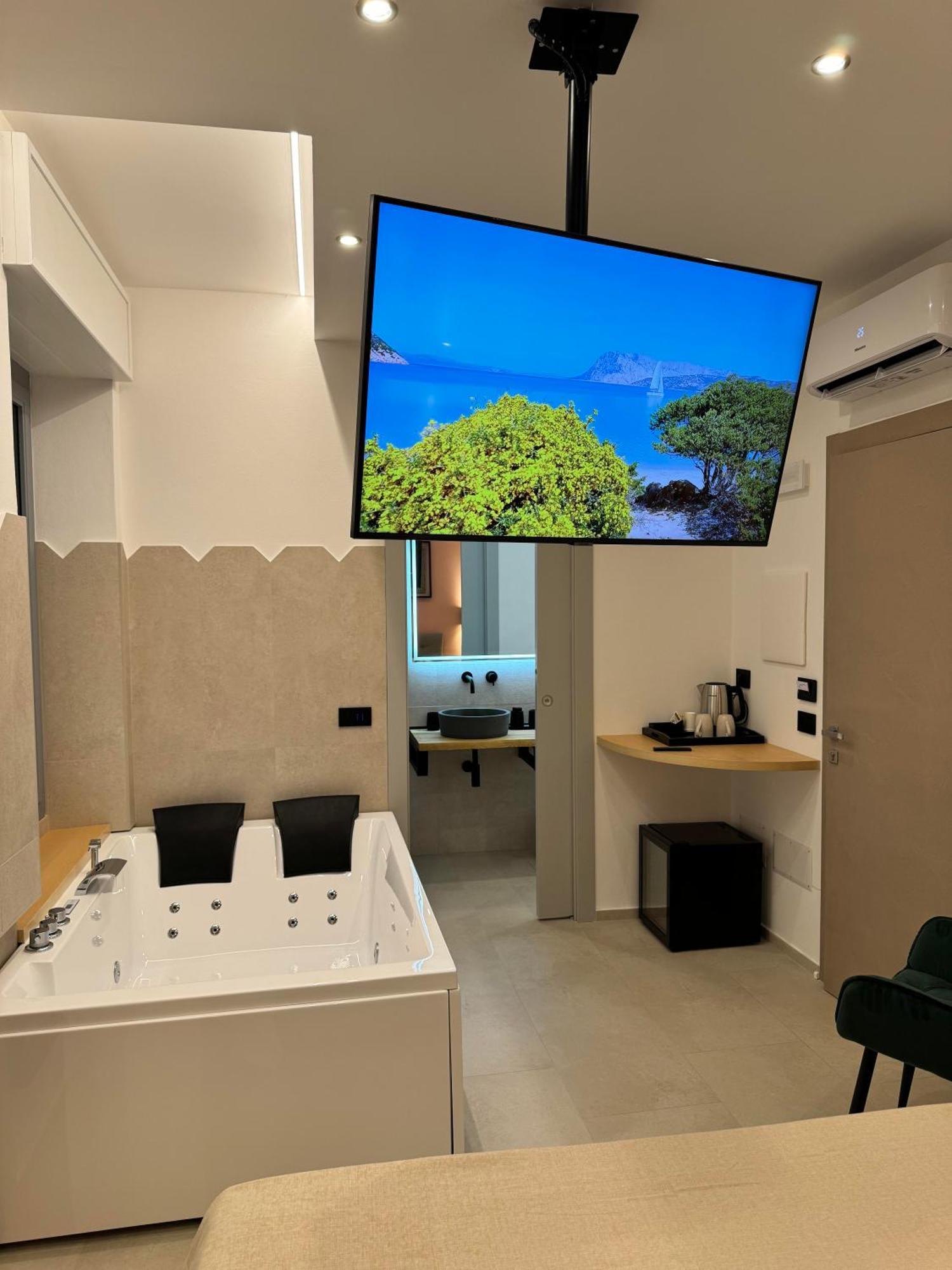 Sardinian Days - Suites & Rooms Cagliari Buitenkant foto