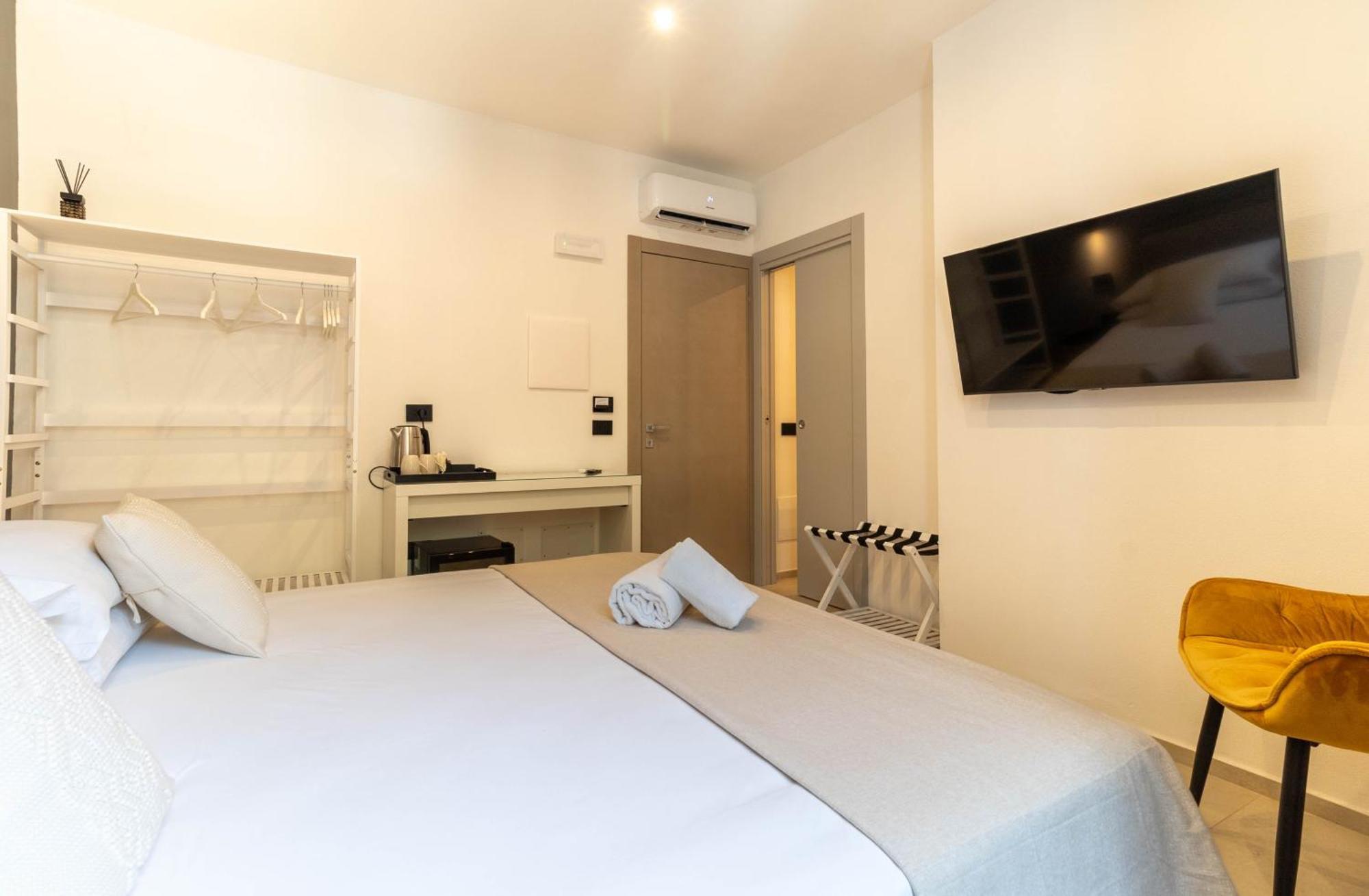 Sardinian Days - Suites & Rooms Cagliari Buitenkant foto