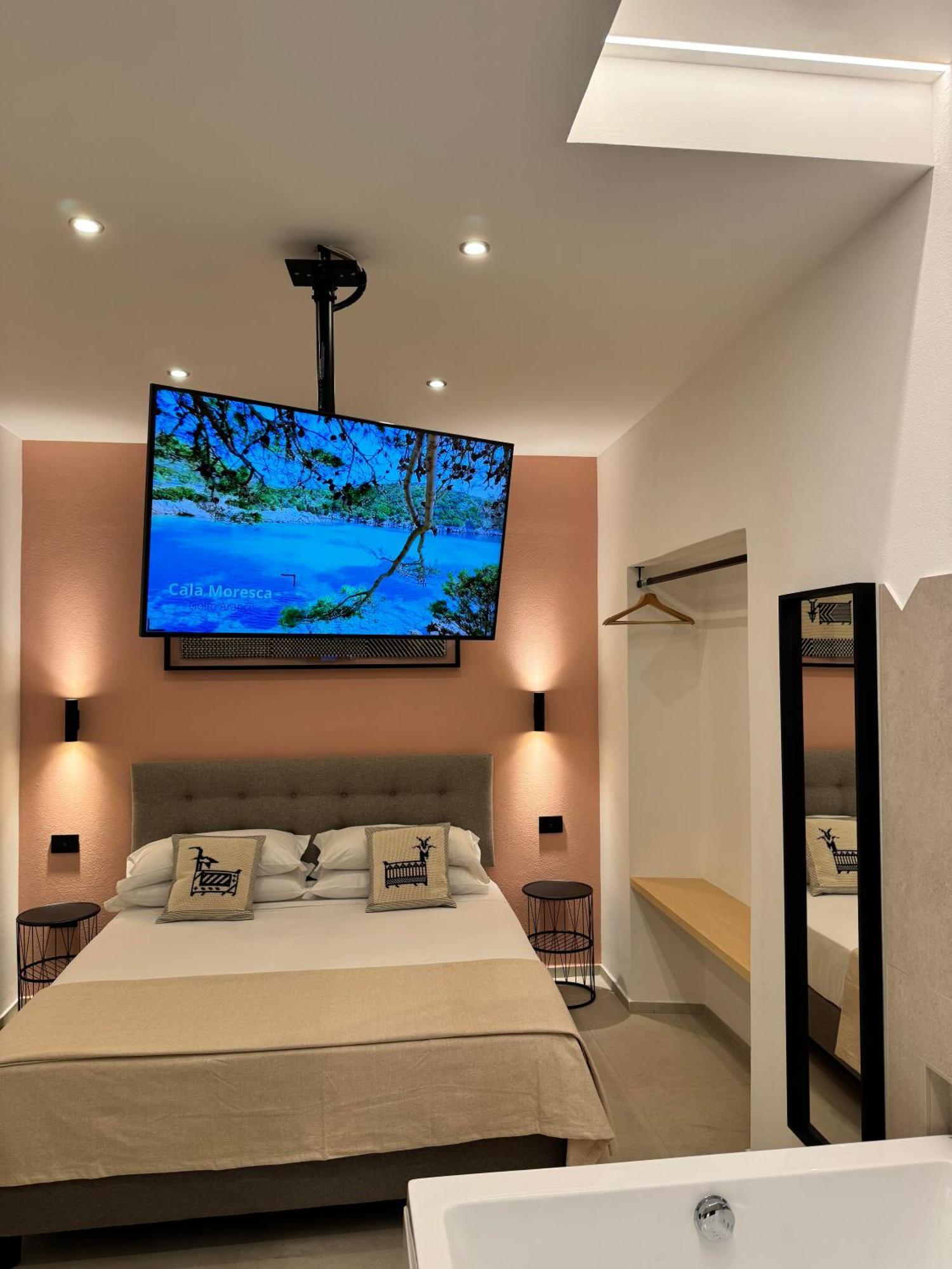Sardinian Days - Suites & Rooms Cagliari Buitenkant foto